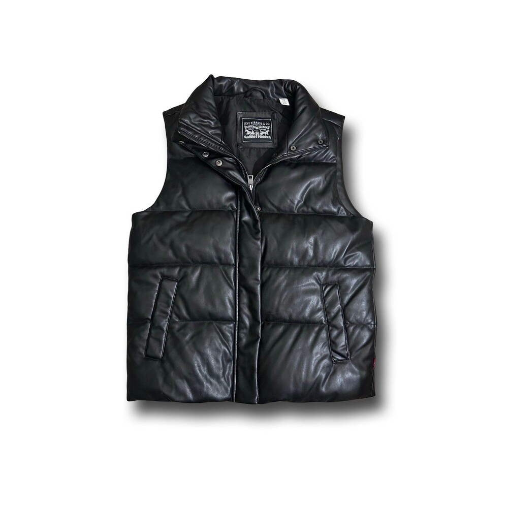Levi’s black puffer vest